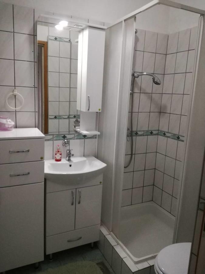 Hotel Prenociste Orhideja Odžak Exterior foto